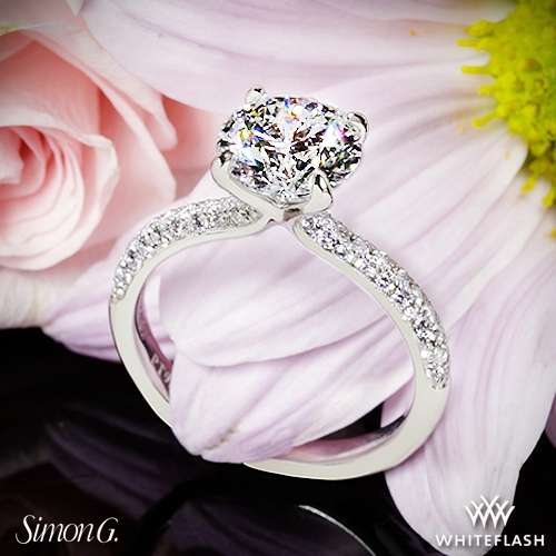 SimonG-Caviar-Diamond-Engagement-Ring-in-Platinum-from-Whiteflash_52530_41614_g-148090